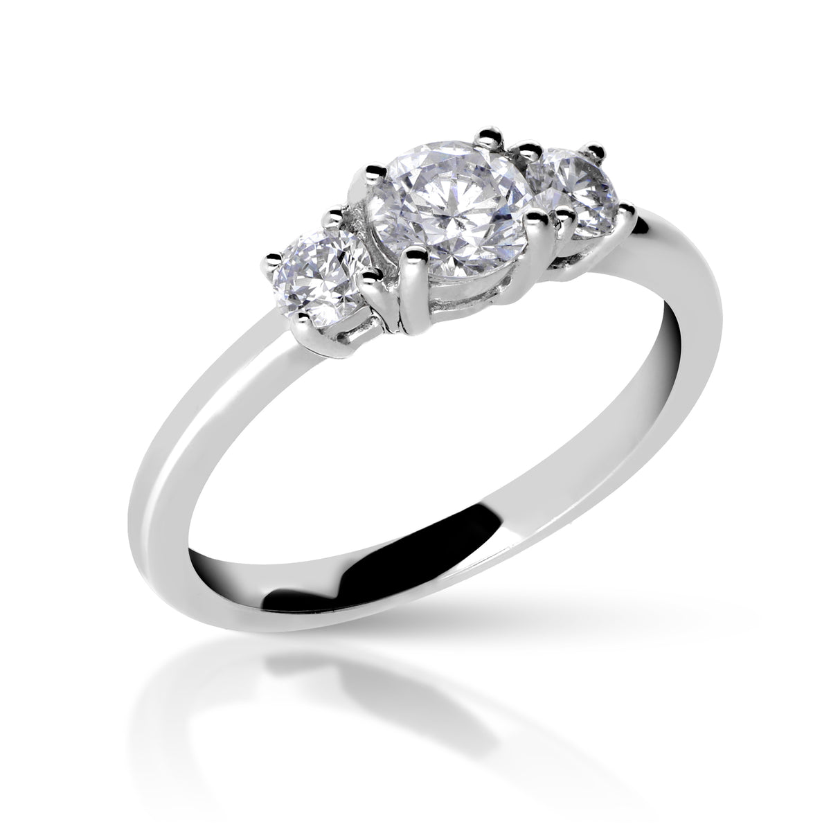 Anillo tresillo diamantes oro 18 Kilates